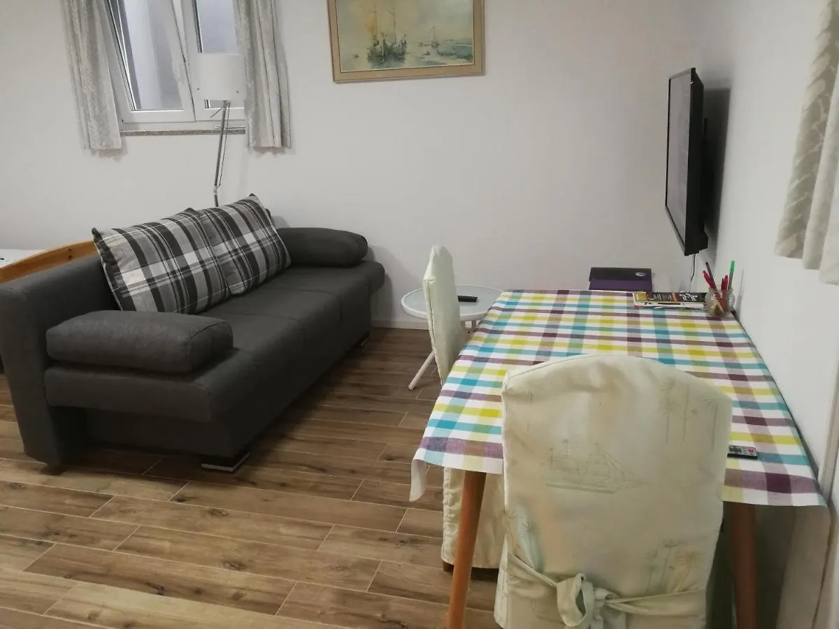 Apartment 21A Comfortable Studio Taufkirchen